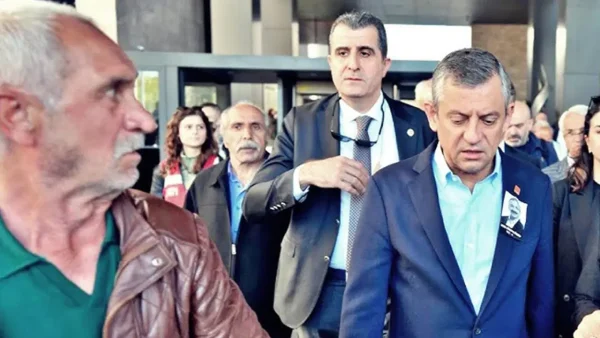 Özgür Özel’e saldıran Selçuk Tengioğlu’nun duruşması 4 Eylül’e ertelendi: ‘Aptallıktı, pişmanım’
