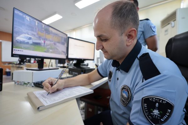 Konak’ta çevreyi kirletenlere kameralı takip: Milyonlarca lira ceza!