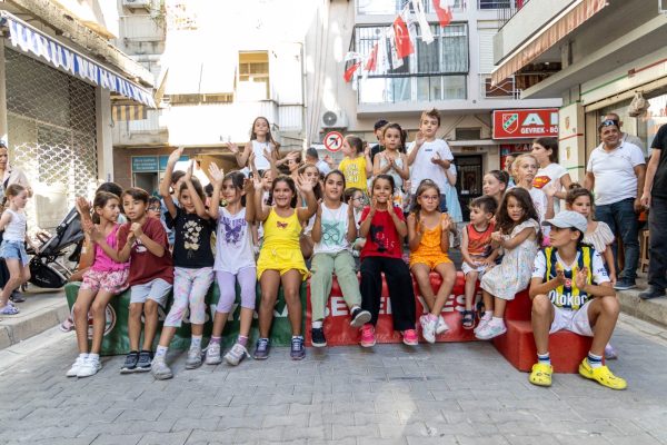 Karşıyaka’da Sokak Senin Olimpiyatları devam ediyor!