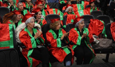 Karşıyaka Belediyesi 3. Yaş Üniversitesi’nde yeni dönem başlıyor!