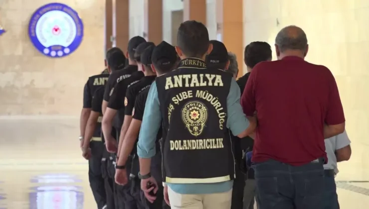 İzmir’de 730 Milyonluk Dolandırıcılık Çetesi Çökertildi!