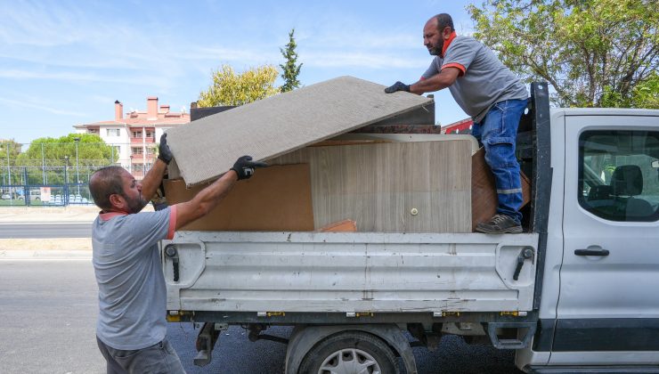 Gaziemir Belediyesi’nden mobilya atıklarına kalıcı çözüm