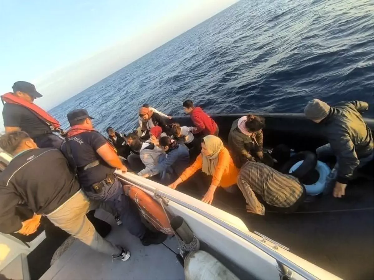 İzmir’de 58 Düzensiz Göçmen Yakalandı!