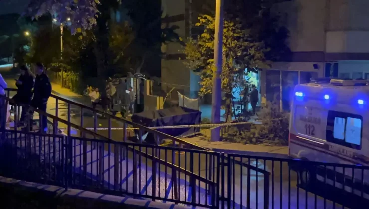 İzmir’de Bıçaklı Kavga: Bir Kişi Hayatını Kaybetti