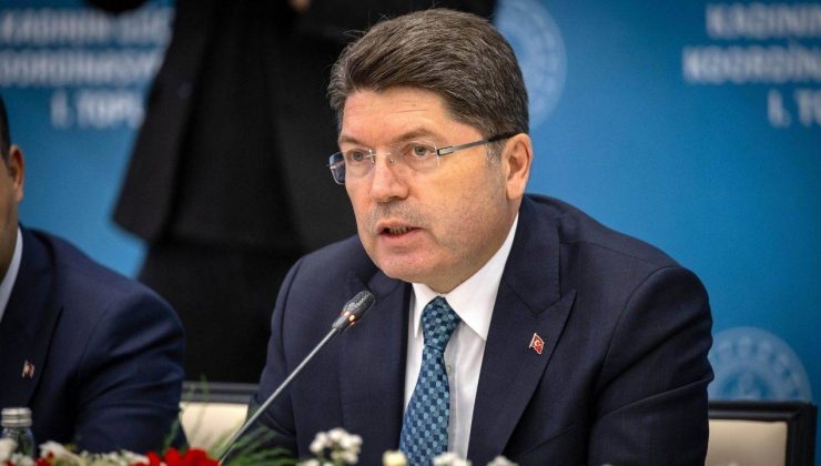 Yılmaz Tunç’tan CHP’ye yönelik dava ve soruşturmalara ilişkin yeni açıklama