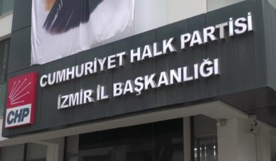 CHP İzmir’de kritik gelişme: Ne Aslanoğlu ne Kaya yeni il başkan adayı belli oldu!