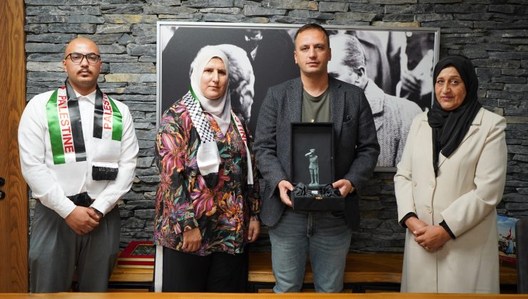 Bornova ve Filistin’in Dura Belediyesi’nden kardeşlik adımı