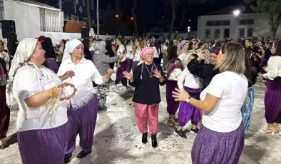 İzmir’de Kadınlar Şalvar Gecesi’nde Buluştu!