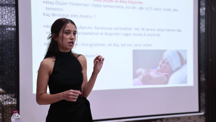 ‘Mutlu Çocuklar’ın anneleri seminere katıldı