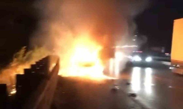 Pikap Kazası Sonrası Araçta Yangın Çıktı!