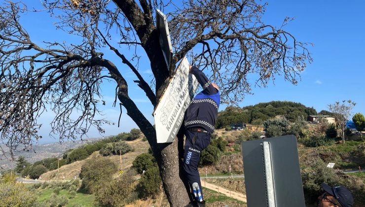 EFES SELÇUK’TA GÖRÜNTÜ KİRLİLİĞİ YARATAN TABELALAR KALDIRILIYOR