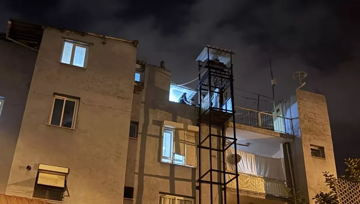 Engelli Kardeşi İçin Yaptığı Asansörde Hayatını Kaybetti