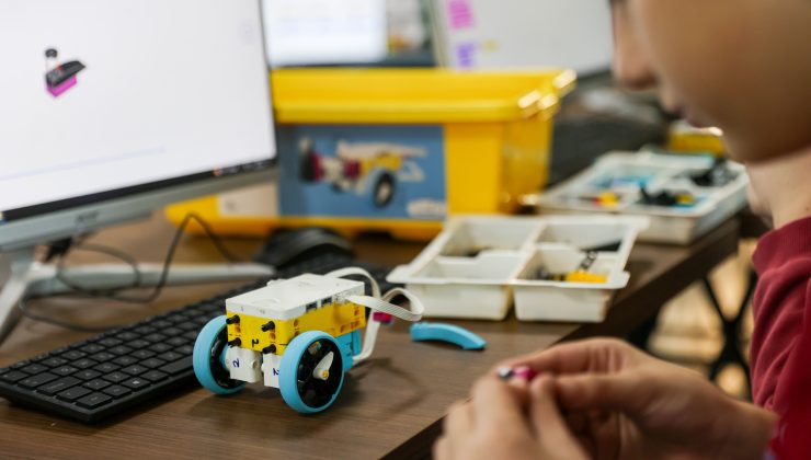 Geleceğin yazılımcıları Buca’da yetişiyor