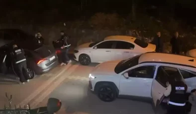 Gaziemir’de otomobil galerisine patlayıcı saldırı!