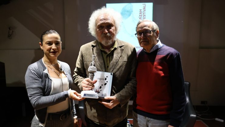  9. İzmir Mizah Festivali’nde Sinema Keyfi: “Bak Postacı Geliyor” Efes Selçuk’tan tam not aldı