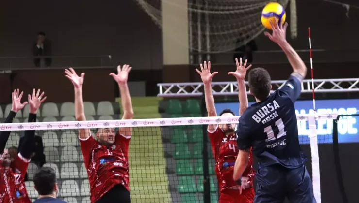 Bursa, Deplasmanda Kuşgöz İzmir’i 3-1 Geçti!