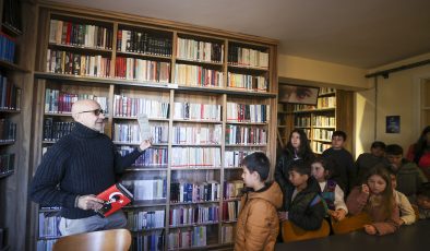 Bucalı çocuklar Cumhuriyet Kütüphanesi’ni keşfetti