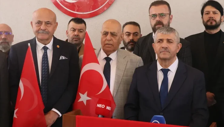 İzmir’de STK’lardan Türk Bayrağına Destek Mesajı!