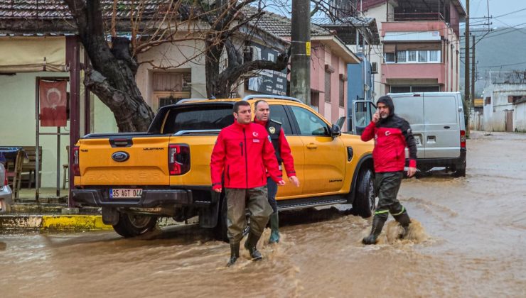 Torbalı Son Yılların En Yoğun Yağışını Yaşadı