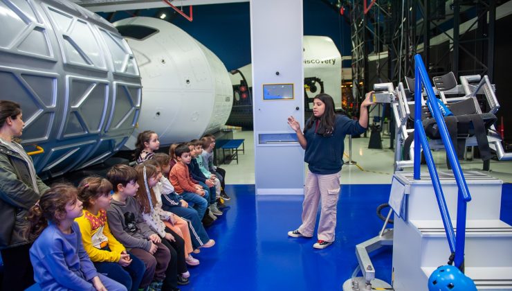 Karşıyakalı anaokulu öğrencileri Uzay Kampı’nda