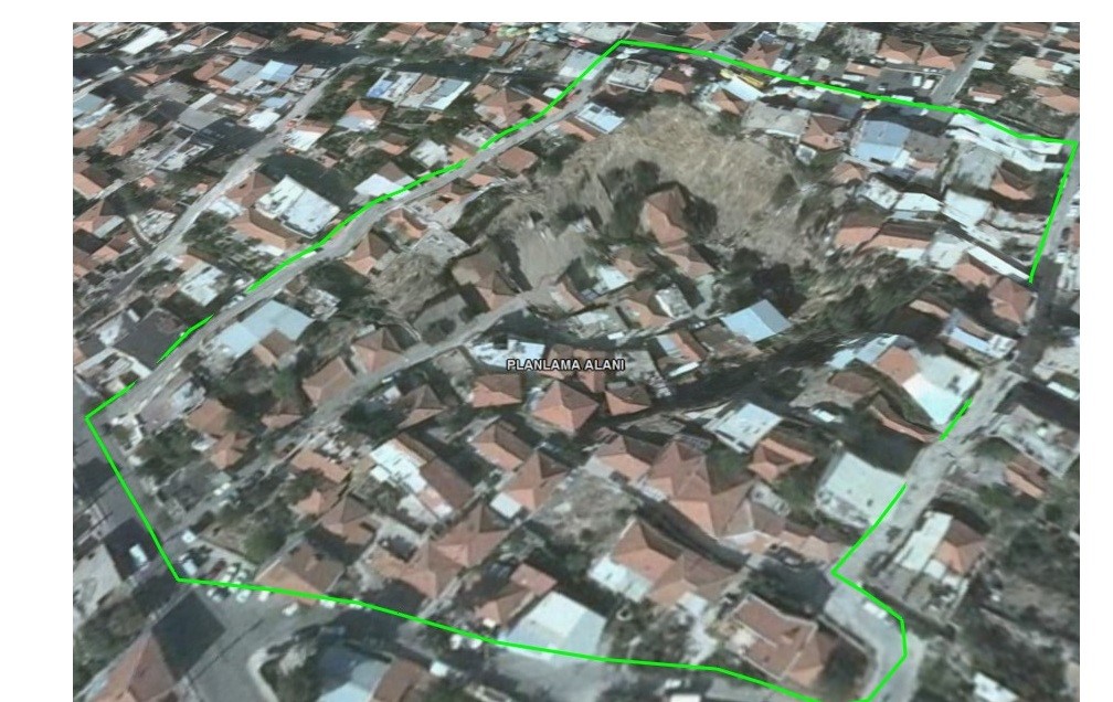 Karşıyaka’da 13 yıllık sorun çözüme kavuşuyor: ‘Taş ocağı’ planları askıda!