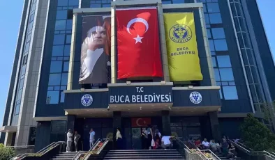 Buca Belediyesi’ne operasyon: Gözaltına alınan 26 kişi adliyeye getirildi