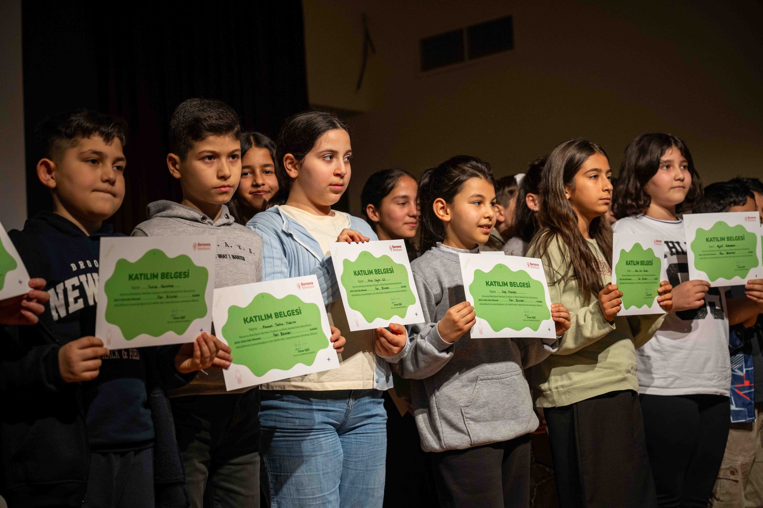 Bilimle büyüyen Bornova’da 179 genç sertifikalarını aldı