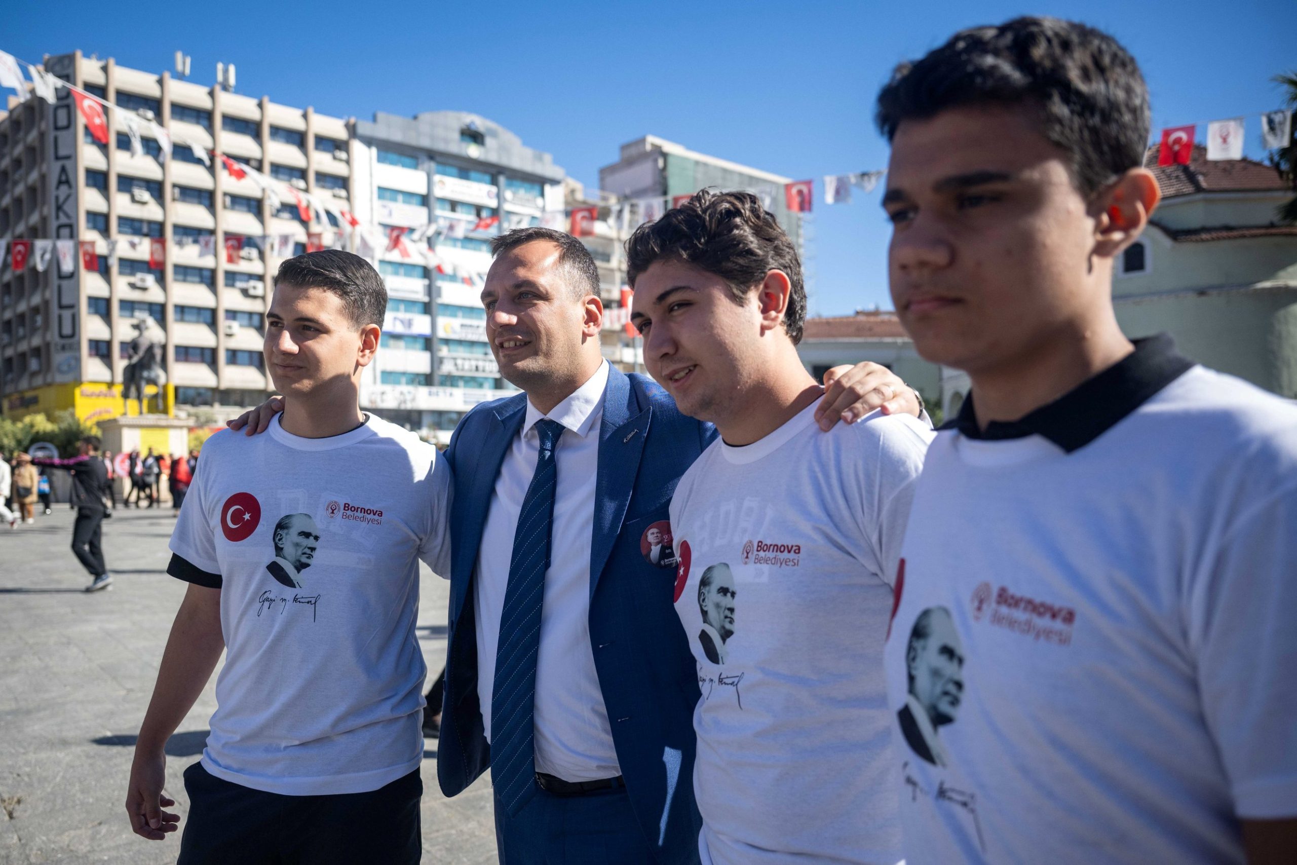 Bornova’dan Gençlere Altın Destek: