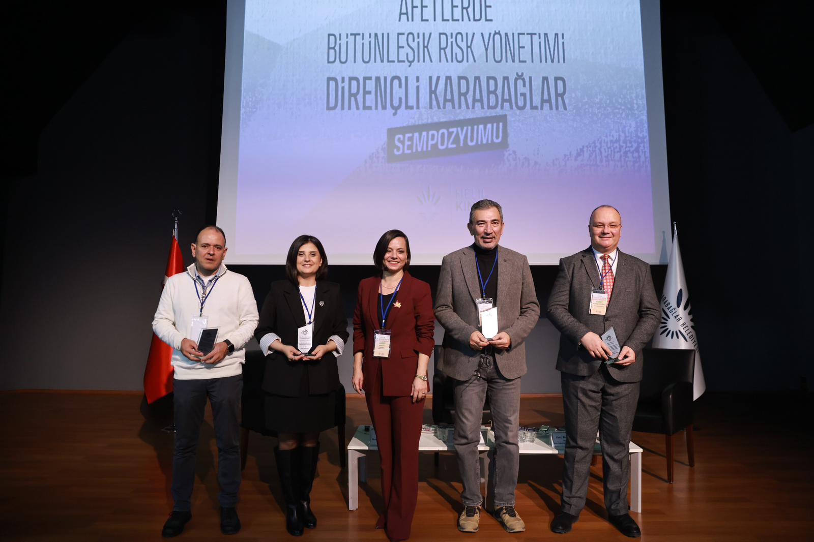 Karabağlar ’da Dirençli Kent Hamlesi