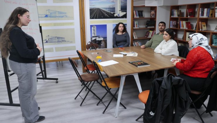 Gençliğin kalbi bu merkezde atıyor