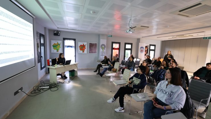 EFES SELÇUK’TA MANTAR YETİŞTİRİCİLİĞİ EĞİTİMİ DÜZENLENDİ