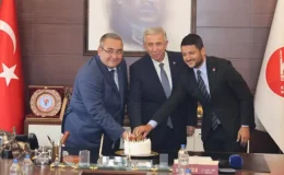 CHP’den İstifa Eden Özarslan, AKP’ye Geçiyor!