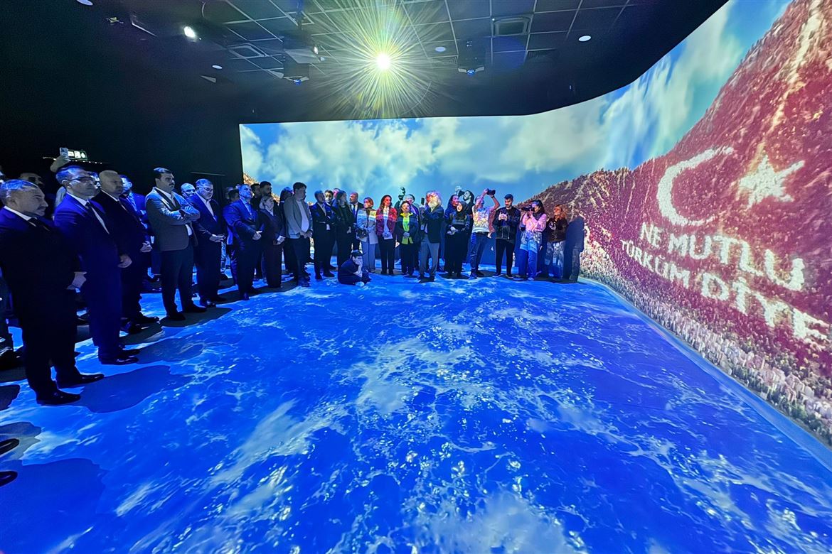 Menemen’de binlerce yürek, Kurtuluş Savaşı ruhunu hissetti