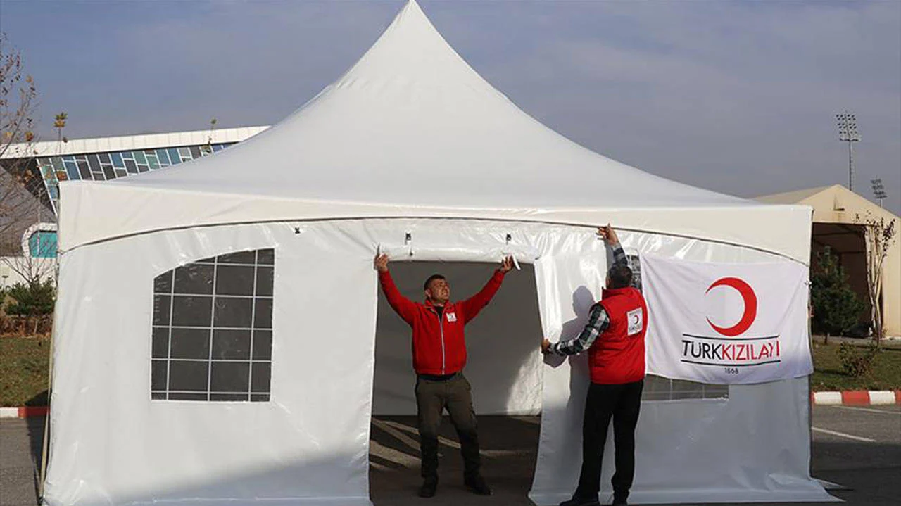 Depremden sonra çadır satan Kızılay’dan “6 Şubat” mesajı: “Milletimizin yanındaydık”