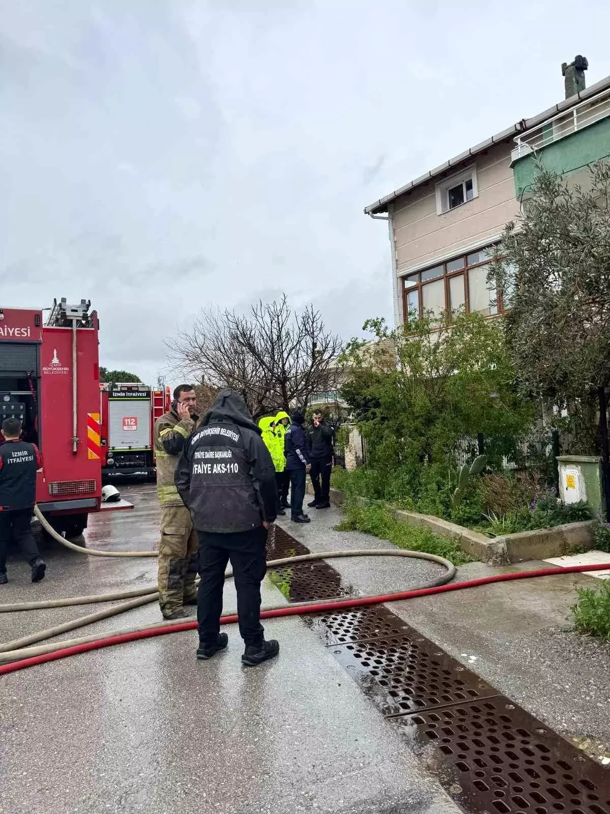 İzmir’de Yangın Faciası: 1 Ölü, 1 Yaralı
