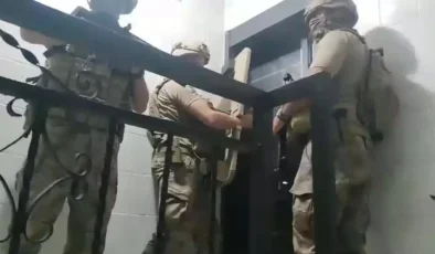 İzmir’de DEAŞ’a Yönelik Operasyon: 8 Gözaltı!