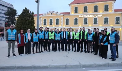 AK Parti İzmir’den İftara 5 Kala İkram!