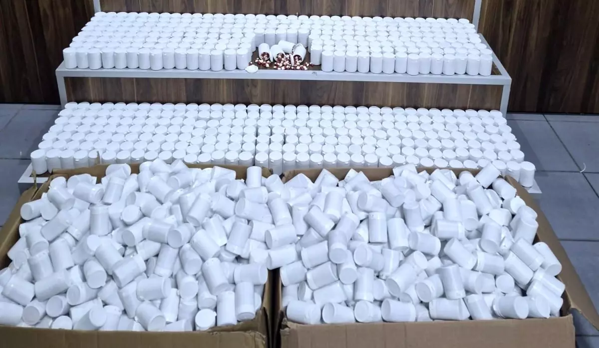 Gaziemir’de 105 Bin Uyuşturucu Hap Ele Geçirildi!