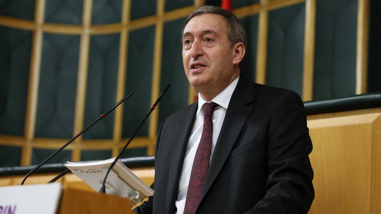 Tuncer Bakırhan: Cumhurbaşkanının ev sahipliğinde liderler zirvesi toplanmalıdır