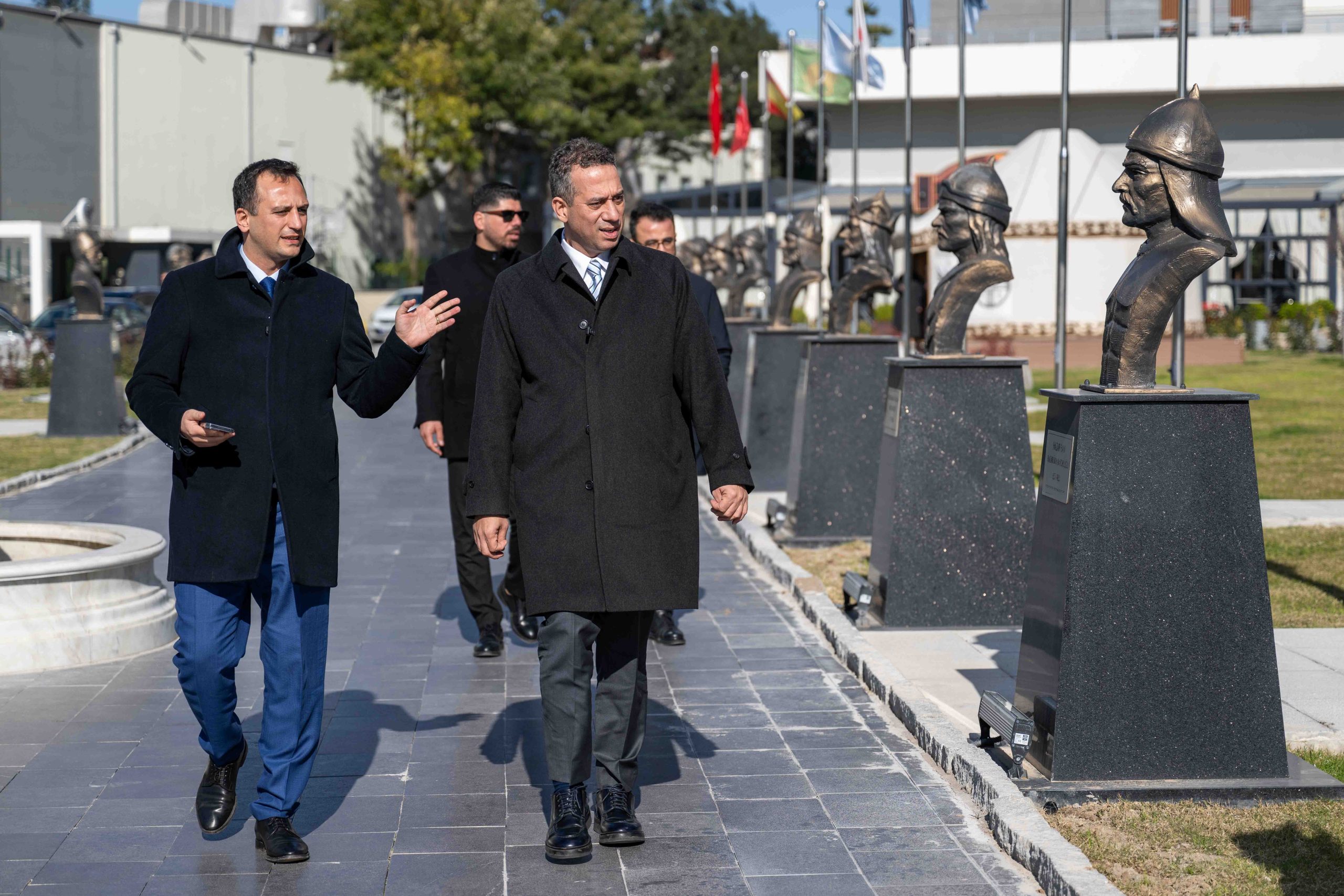 Ali Mahir Başarır Bornova’dan mesaj verdi:
