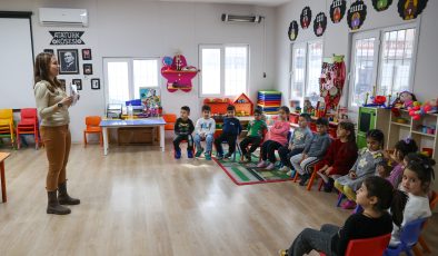 Buca’da “Okuyan Bir Gelecek” projesi tüm hızıyla sürüyor