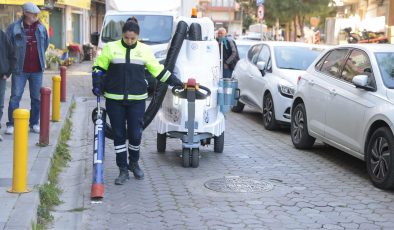 Konak’tan temizliğe pratik çözüm: Filler görev başında