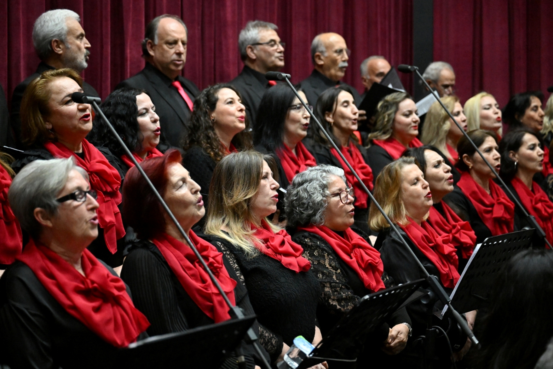 Dayanışmanın Türküsü Bornova’da Yükseldi