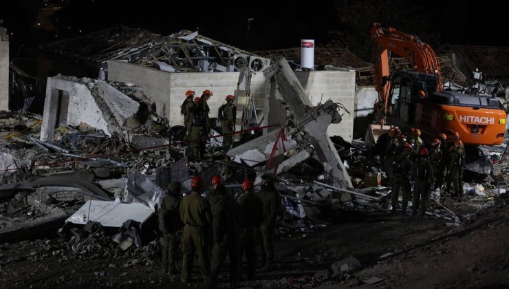 İran’ın İsrail’e düzenlediği füze saldırısında 9 kişi öldü