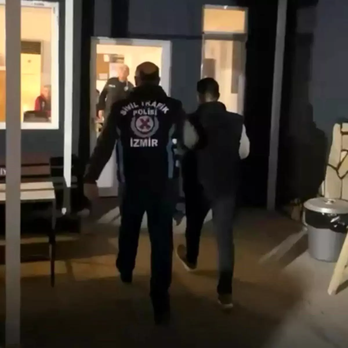 İzmir’de Sürücüye 182 Bin TL Ceza Kesildi!